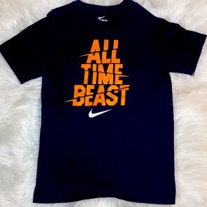 ⚡️4 items for $20⚡️ Nike Tee